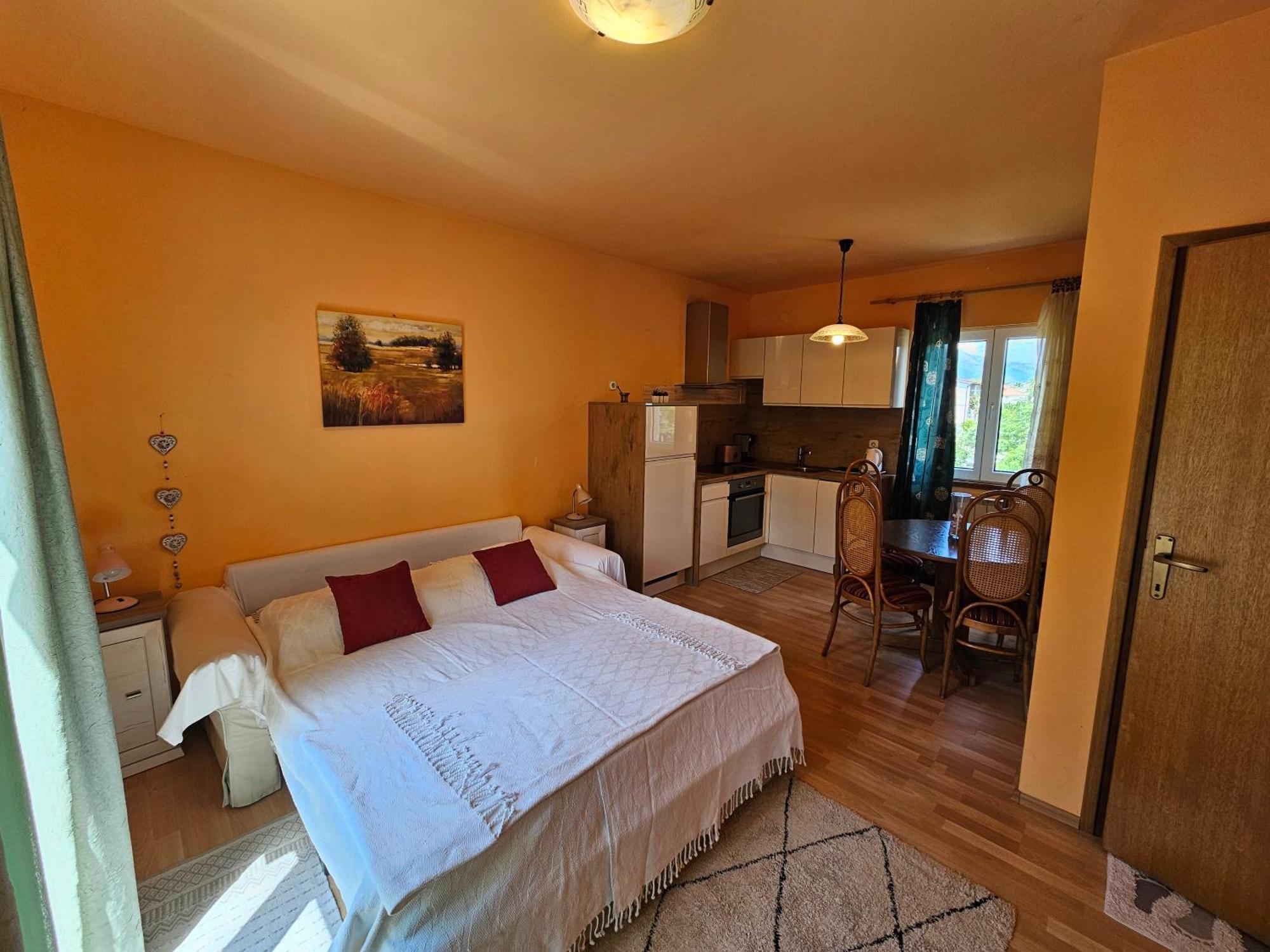 Apartmani Danja Kaštela Exteriör bild